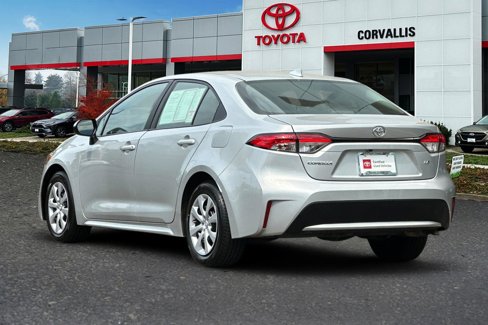 Used 2021 Toyota Corolla LE image 6