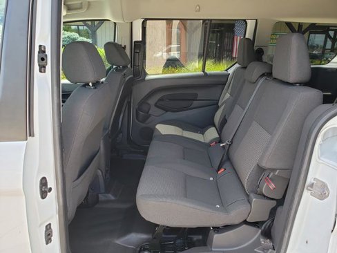 Used 2017 Ford Transit Connect XL image 12