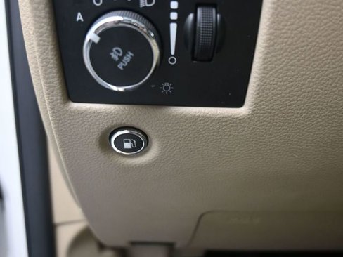 Used 2018 Jeep Grand Cherokee Limited image 20