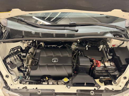 Used 2015 Toyota Sienna XLE image 26