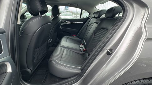 Used 2020 Genesis G70 2.0T w/ Elite Package image 12