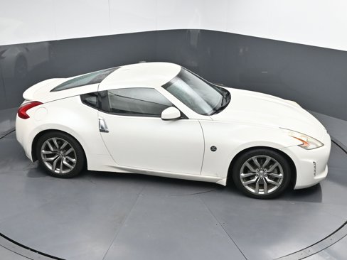 Used 2014 Nissan 370Z Touring w/ Aerodynamics Package image 29