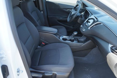 Used 2022 Chevrolet Malibu LS image 23