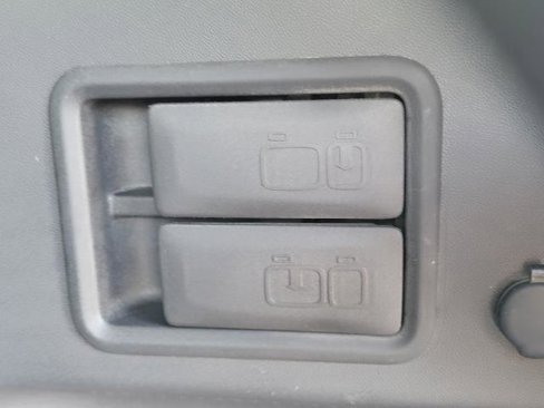Certified 2023 GMC Terrain SLE image 9