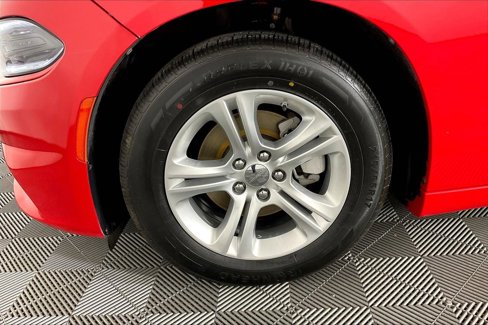 Used 2022 Dodge Charger SXT image 11