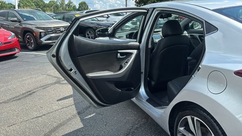 Used 2014 Hyundai Elantra Limited w/ Option Group 03 image 29