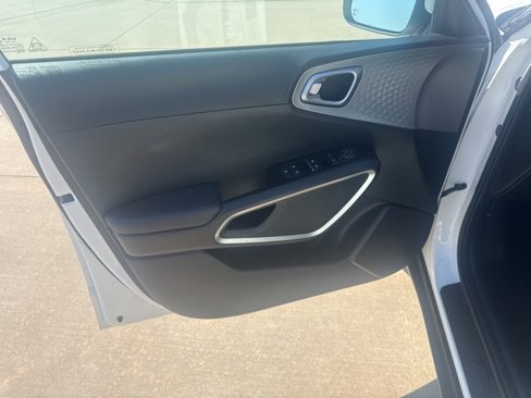 Used 2024 Kia Soul LX w/ Option Group 015 image 14