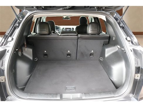 Used 2019 Jeep Cherokee Latitude Plus image 16