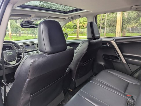 Used 2018 Toyota RAV4 Limited image 22
