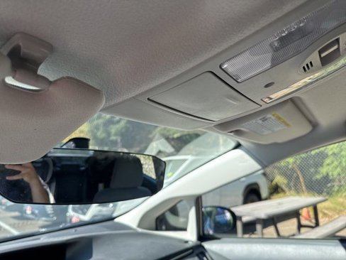 Used 2011 Toyota Prius image 25
