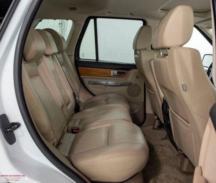 Used 2011 Land Rover Range Rover Sport HSE image 21