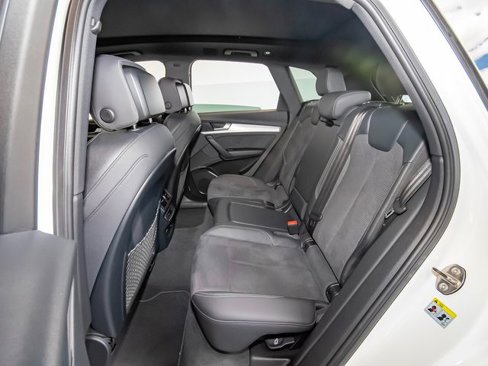 Used 2021 Audi SQ5 Premium w/ Convenience Package image 45