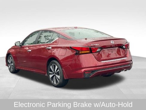 Certified 2021 Nissan Altima 2.5 SV w/ SV Premium Package image 5