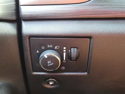 Used 2020 Jeep Grand Cherokee Altitude image 24