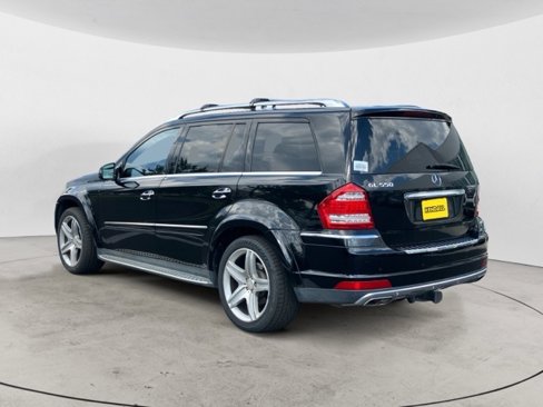 Used 2012 Mercedes-Benz GL 550 4MATIC image 6