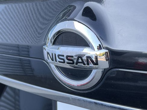 Used 2017 Nissan Rogue S w/ S Appearance Package image 8