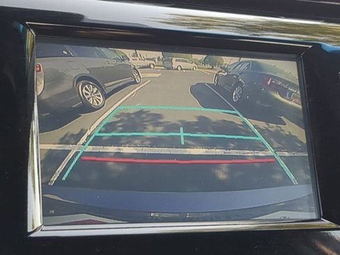 Certified 2019 Toyota Camry SE image 18