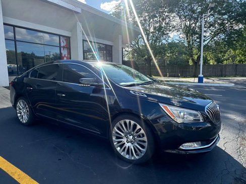 Used 2014 Buick LaCrosse Premium w/ Driver Confidence Package image 9