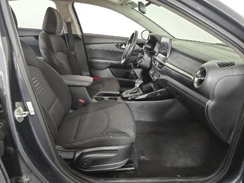 Used 2019 Kia Forte S image 22