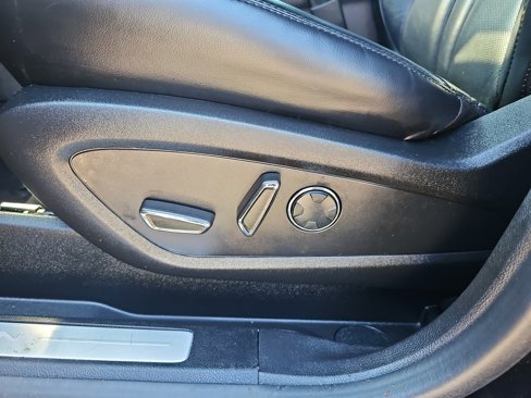 Used 2019 Lincoln MKC Reserve image 19