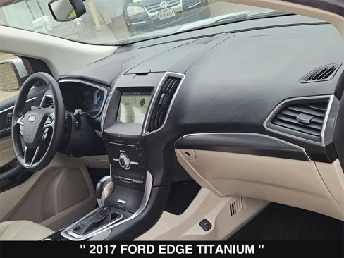 Used 2017 Ford Edge Titanium image 30