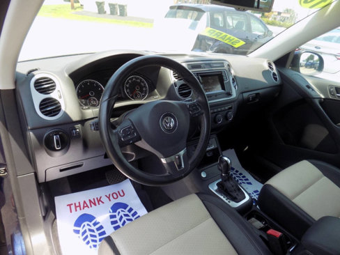 Used 2016 Volkswagen Tiguan S image 13