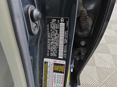 Used 2014 Toyota Camry XLE image 33