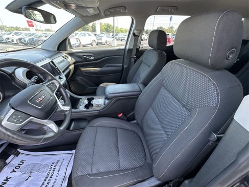 Used 2021 GMC Acadia SLE w/ Driver Convenience Package image 11