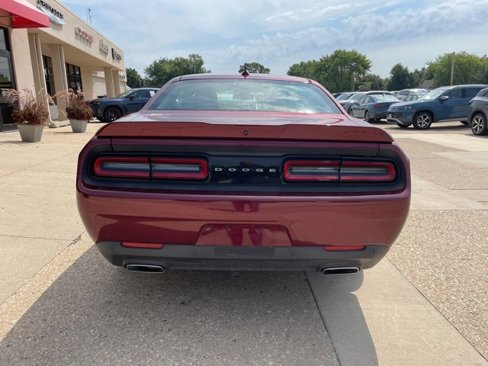 Used 2017 Dodge Challenger SXT Plus image 6