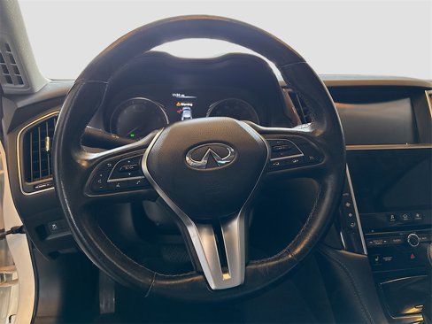 Used 2019 INFINITI Q50 Luxe w/ Essential Package (3.0T Luxe) image 11