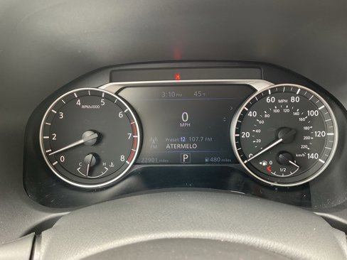 Used 2024 Nissan Altima 2.5 SV image 13