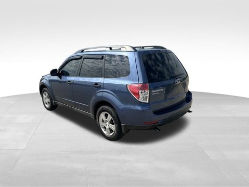 Used 2011 Subaru Forester 2.5X w/ Alloy Wheel Value Pkg image 2