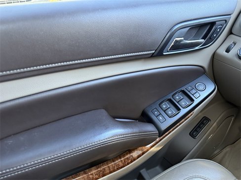Used 2015 Chevrolet Tahoe LTZ image 35
