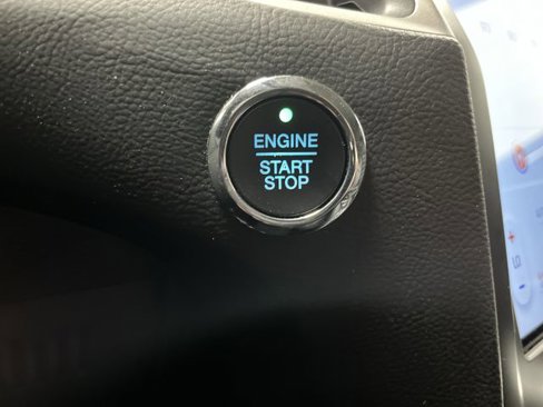 Used 2021 Ford Edge SEL w/ Convenience Package image 23