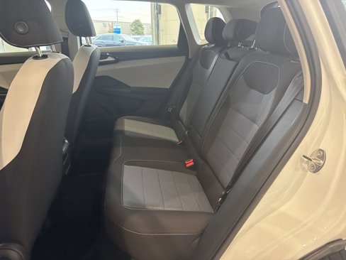 New 2025 Volkswagen Taos S image 17