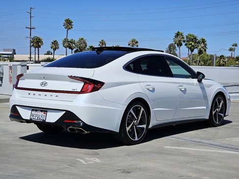 Used 2021 Hyundai Sonata SEL Plus w/ Tech Package image 16