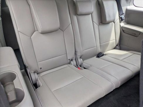 Used 2015 Honda Pilot Touring image 23
