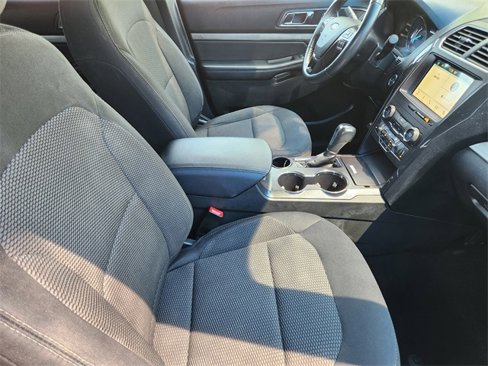 Used 2019 Ford Explorer XLT w/ Equipment Group 201A image 14