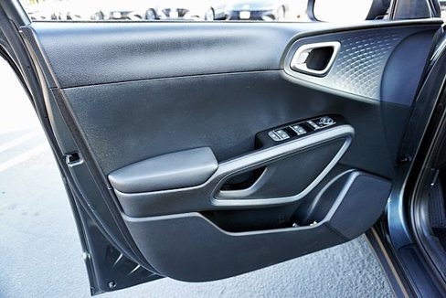 Used 2023 Kia Soul EX image 22