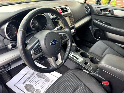 Used 2015 Subaru Outback 2.5i Premium image 3