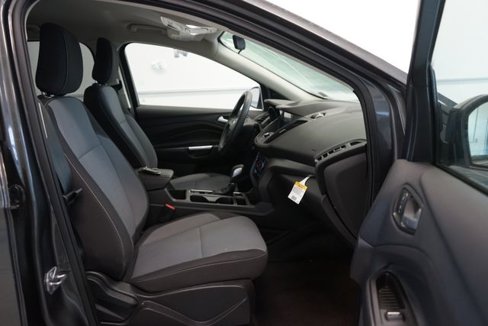 Certified 2019 Ford Escape SE image 32