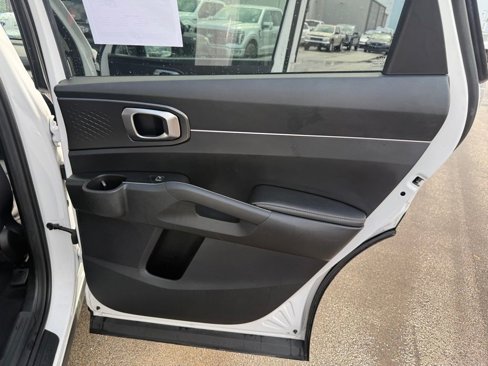 Used 2023 Kia Sorento S w/ Panoramic Sunroof Package image 22