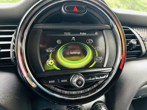 Used 2017 MINI Cooper S image 34
