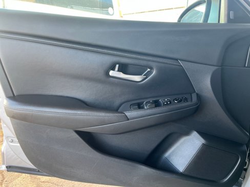 Used 2021 Nissan Sentra SV image 27