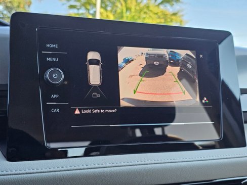 New 2025 Volkswagen Taos S image 34