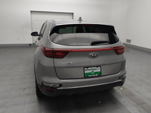 Used 2022 Kia Sportage LX image 6