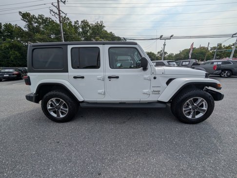 Used 2020 Jeep Wrangler Unlimited Sahara image 28