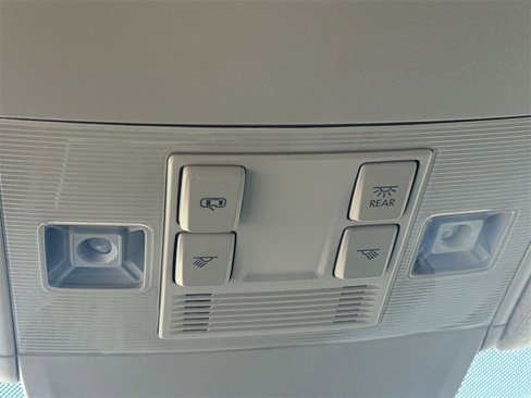 Used 2024 Volkswagen Tiguan S image 35