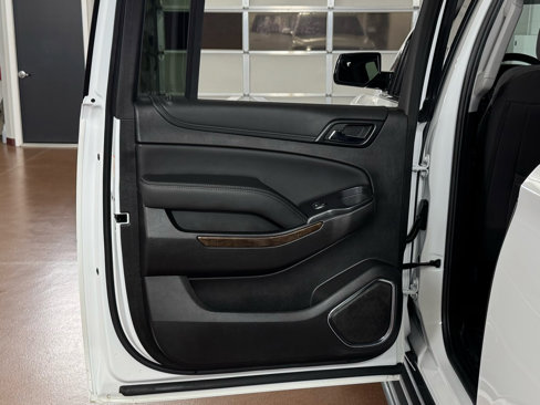 Used 2018 Chevrolet Suburban LS image 32