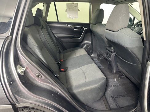 Used 2019 Toyota RAV4 XLE image 12